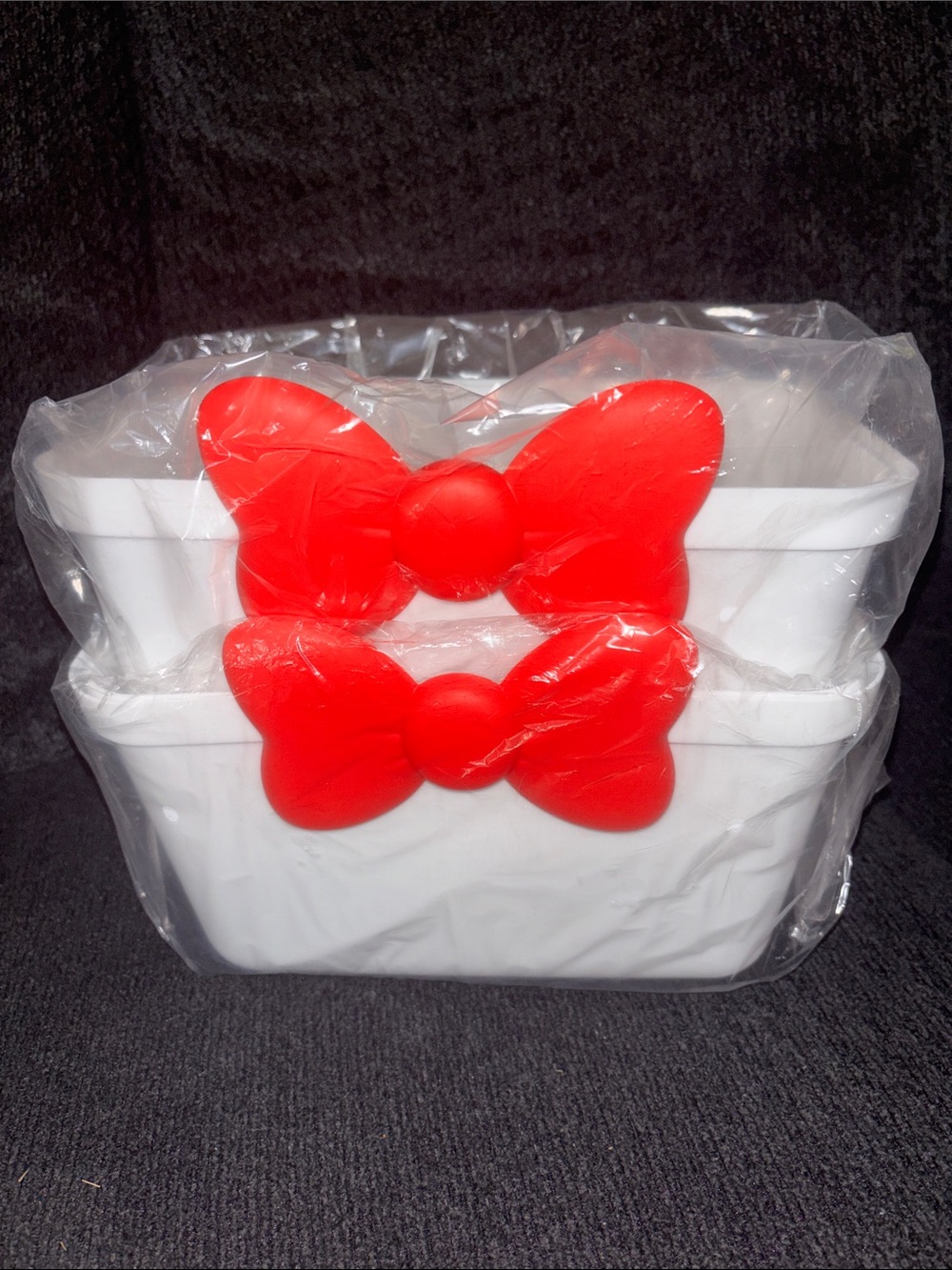 Red bow baskets - Picture 4 of 8